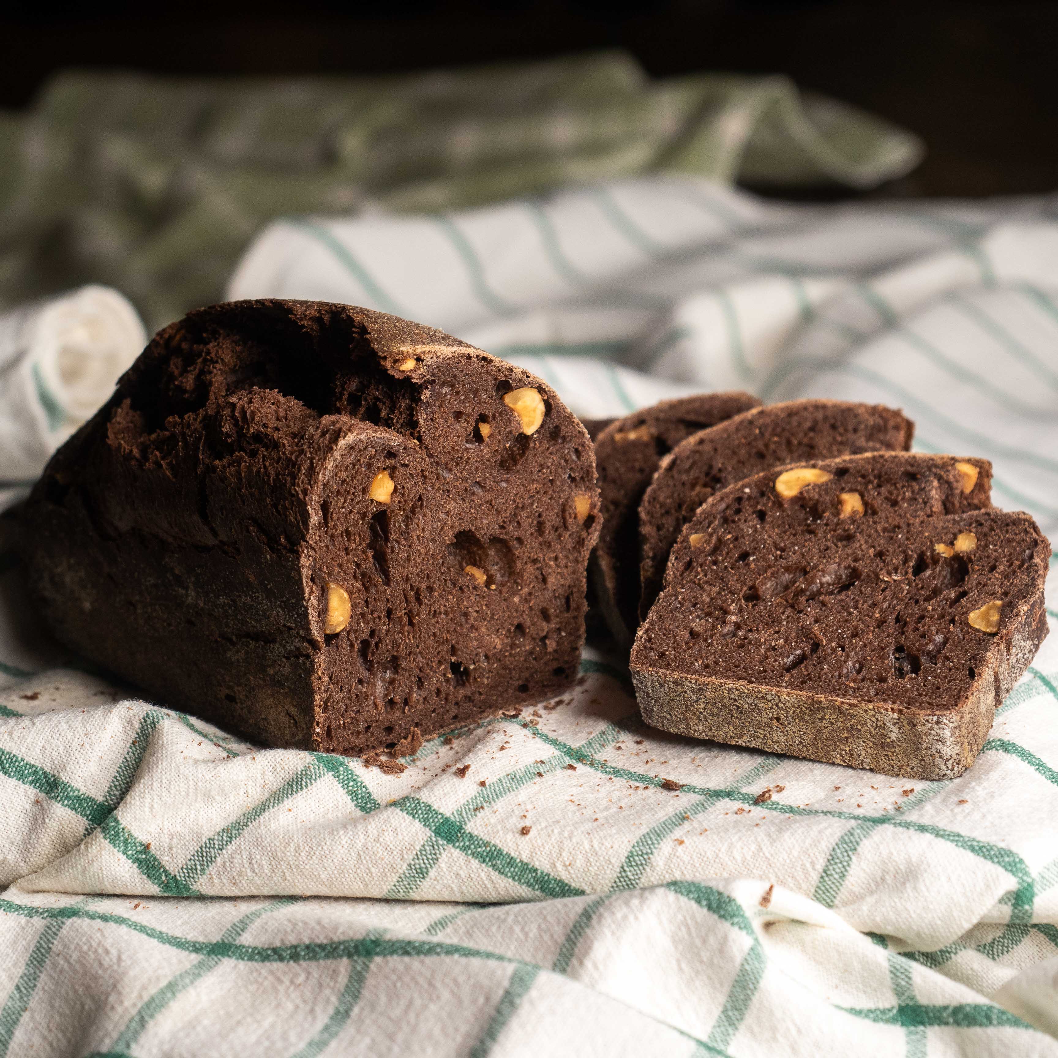 Pane cacao e nocciole image